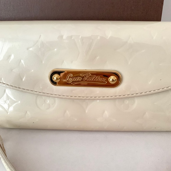 Louis Vuitton Perle Monogram Vernis Sunset Blvd - Picture 2 of 10